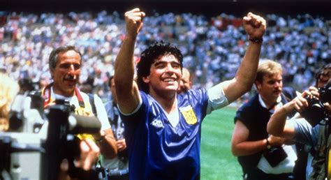 A­r­j­a­n­t­i­n­­d­e­ ­M­a­r­a­d­o­n­a­ ­i­ç­i­n­ ­u­l­u­s­a­l­ ­y­a­s­ ­i­l­a­n­ ­e­d­i­l­d­i­